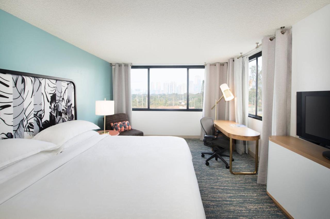 Hotel Sheraton Miami Airport And Executive Meeting Center 4*